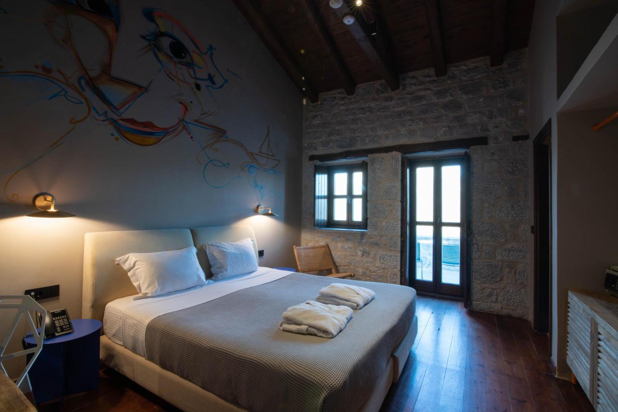Hotel Petra & Fos Boutique & 4*